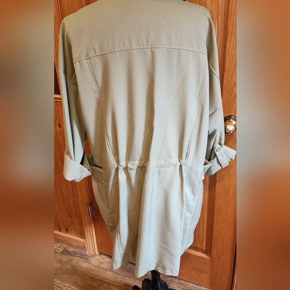 Zanzea cover up sz XL  Sleeves roll all the way down or button three quarters. - Picture 3 of 6